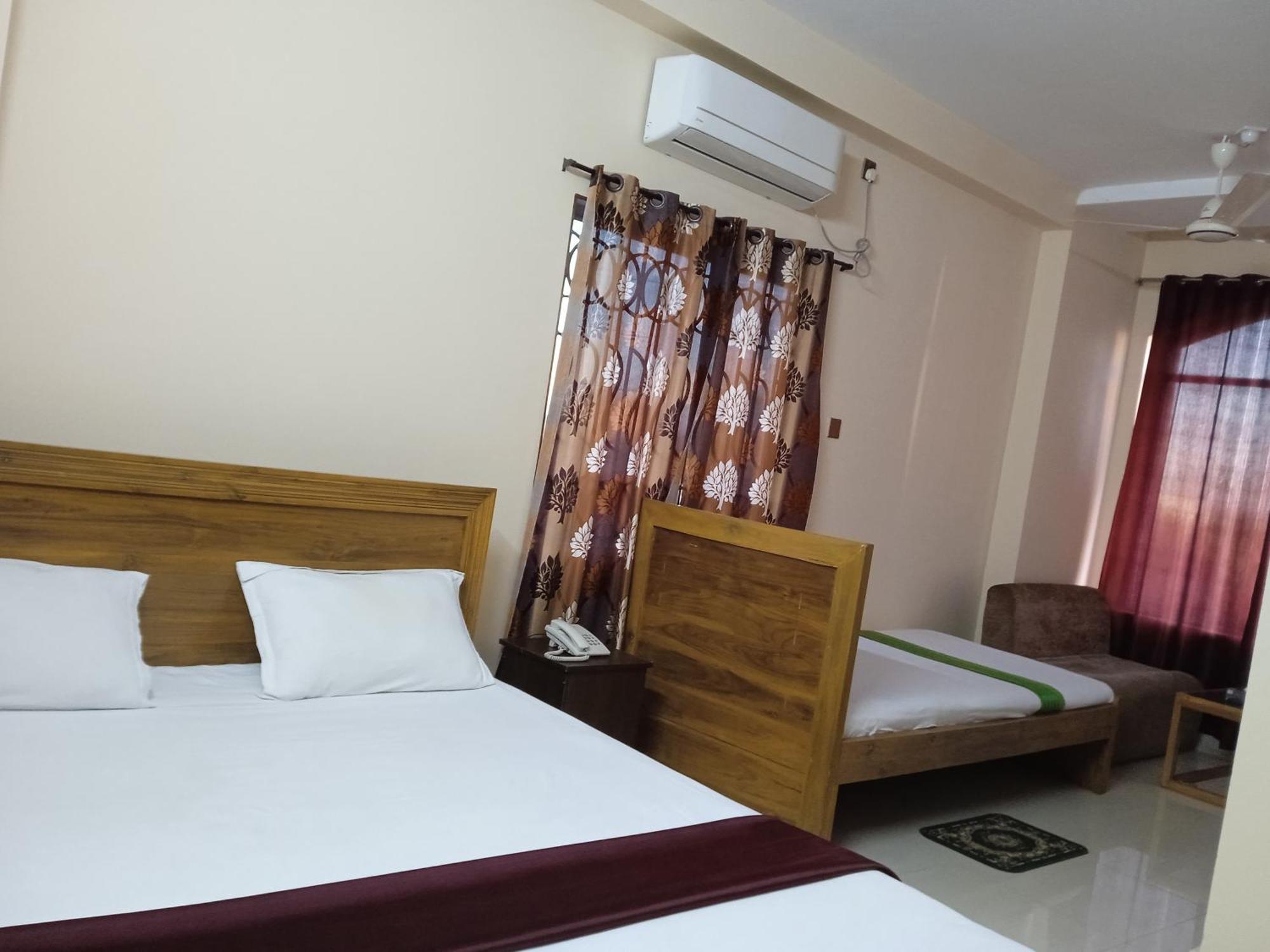 Cha Luxury Hotel & Restaurant Sreemangal Exterior photo